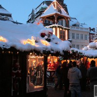 20101217 Schneegeschichten, Winter in der Trierer Innenstadt, Weihnachtsmarkt, Foto: Anna Lena Bauer - 5VIER