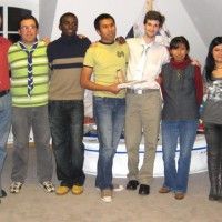 Gruppenfoto mit den Organisatoren von SoFiA, BDKJ und den ausreisenden Teilnehmern, Foto: Bischöfliche Pressestelle Trier - 5VIER