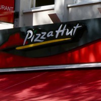 Pizza Hut Neueröffnung 2012 - 5VIER