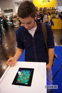 Dice+ - ein Hightechwürfel für Tablet-Spiele. Foto: Stephan Nestel