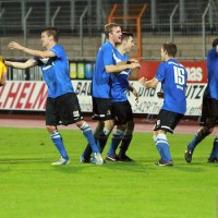 Eintracht Trier feiert nach dem Sieg gegen Frankfurt II, Foto: www.5vier.de - 5VIER