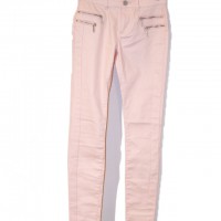 Jeans in pastellrosa mit silberen Reißverschlüssen als Akzent - 5VIER