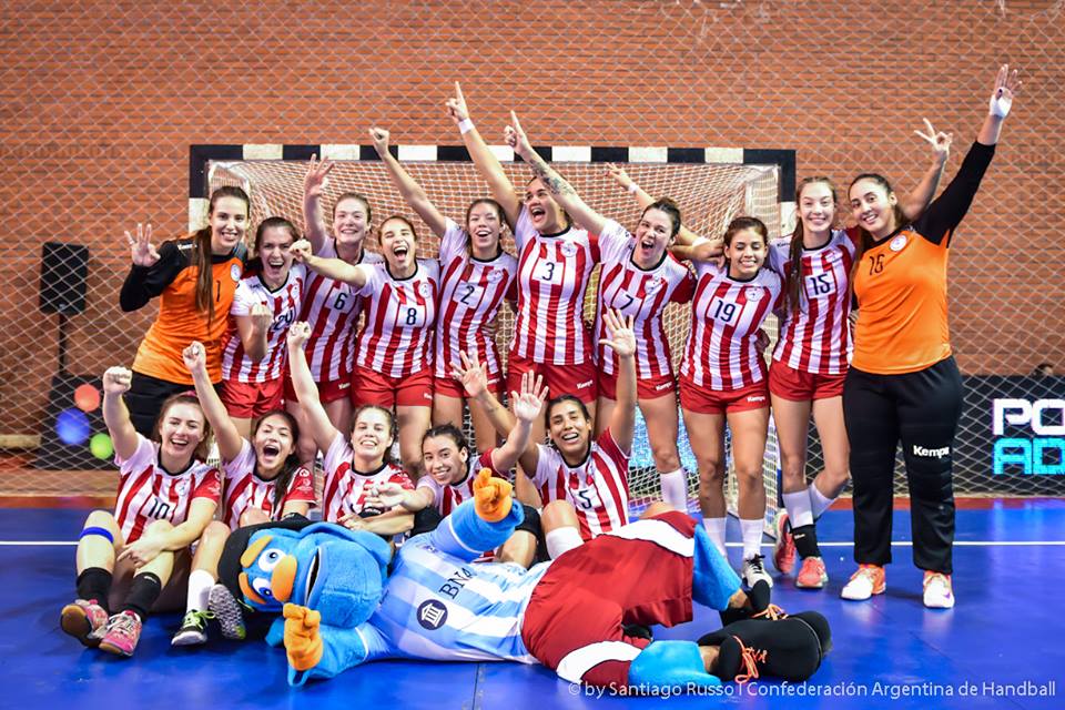 Die Frauen-Handballnationalmannschaft aus Paraguay