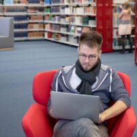 Universitätsbibliothek Trier wird digitaler