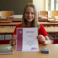 Schülerin des Gymnasiums Hermeskeil erfolgreich im Chemiewettbewerb