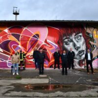 Graffitis machen auf neues Gewerbegebiet aufmerksam