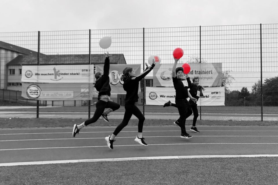 Das eingereichte Foto des Gymnasium Hermeskeil am Aktionstag “Jugend trainiert – gemeinsam bewegen”. Foto: Mario Düpre