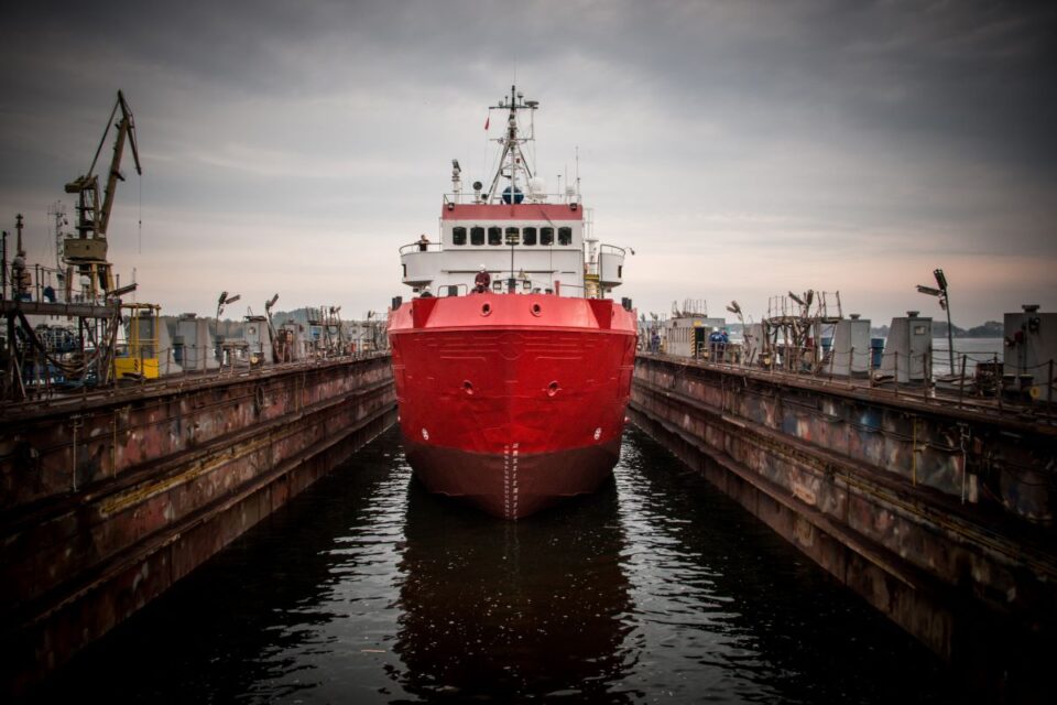 Die SEA-EYE 4 soll für ihren ersten Rettungseinsatz im Frühjahr ins Mittelmeer überführt werden. Bildquelle: Katarzyna Gmitrzak
