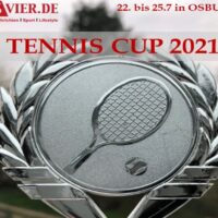 5vier.de TennisCup 2021 in Osburg. Das Foto zeigt den Pokal des Cups. Foto: 5vier.de