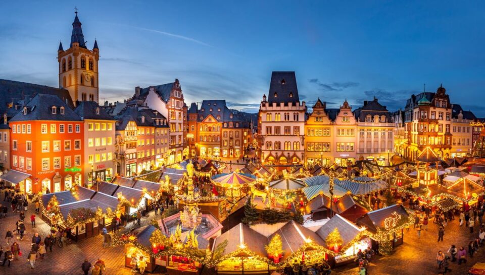 Der Trierer Weihnachtsmarkt hat erneut den Titel: Bester Weihnachtsmarkt in Deutschland als Reiseziel 2022 bei einer Online-Abstimmung erhalten. Bildquelle: Werner Hardt