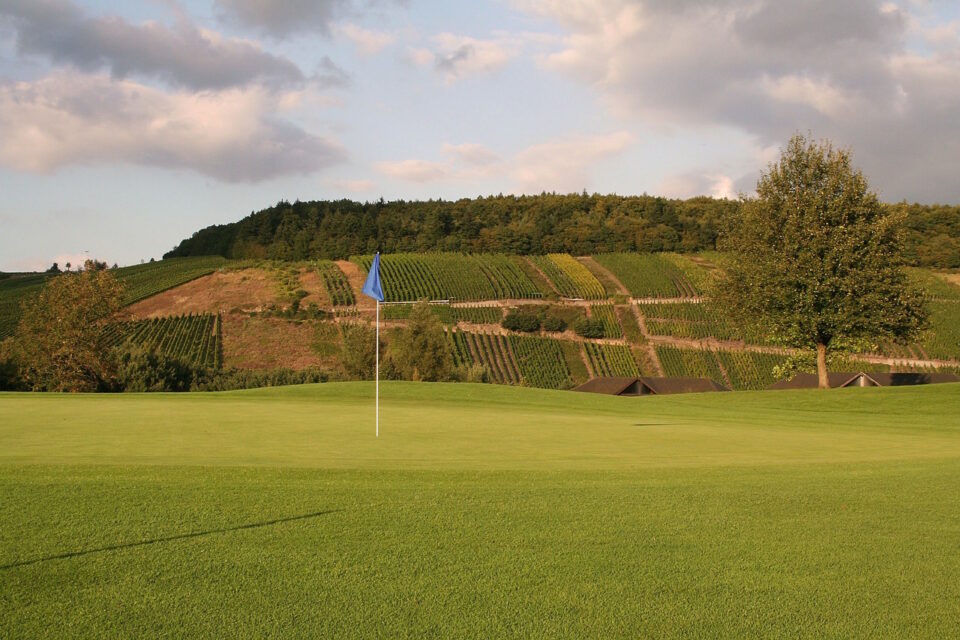 Golf zählt zu den entspannendsten Sportarten, es lässt den Stresspegel deutlich sinken. Foto:Pixabay.