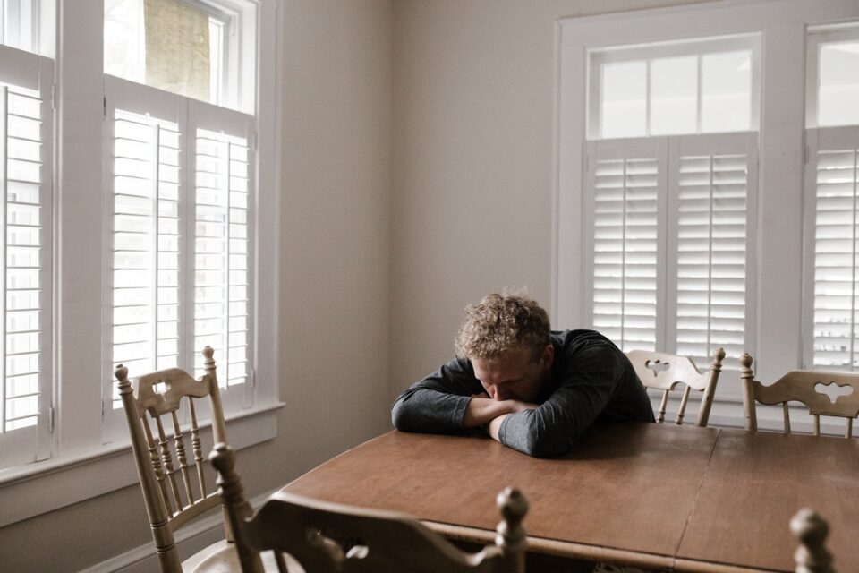 Angsterkrankungen können massive Auswirkungen auf das Leben Betroffener haben. Foto: Pexels.