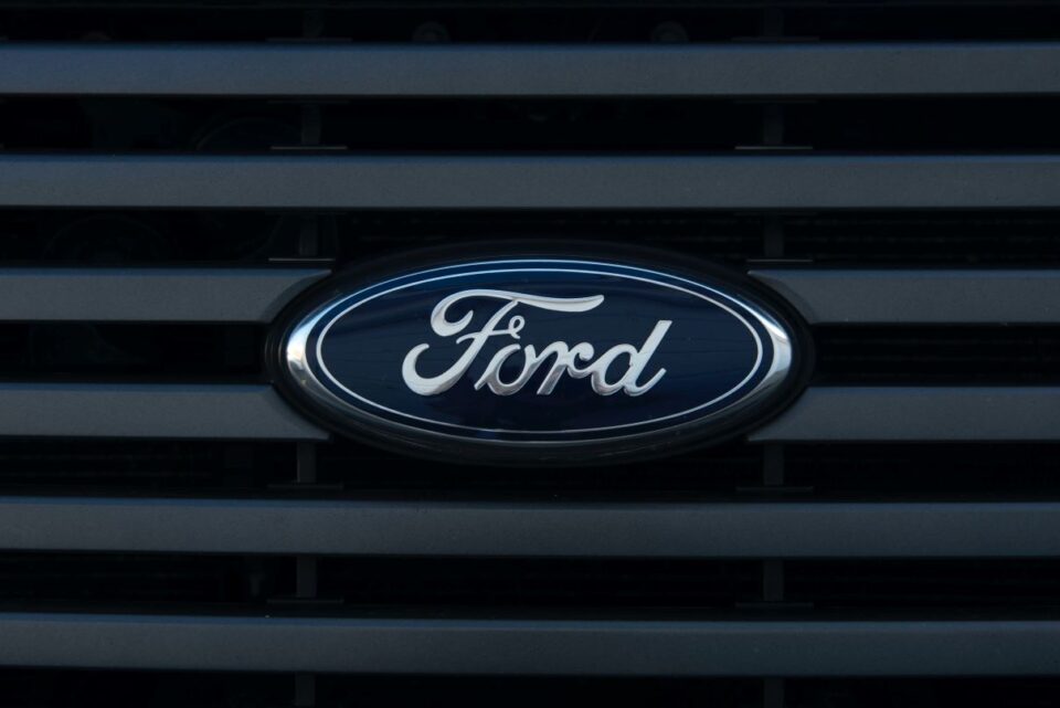 Die Ford-Chefs hatten sich gestern für Valencia als Standort für die Produktion von zwei neuen Ford-E-Autos ab 2025 ausgesprochen und damit die mögliche Schließung des Standortes Saarlouis in Kauf genommen. Bildquelle: pexels 