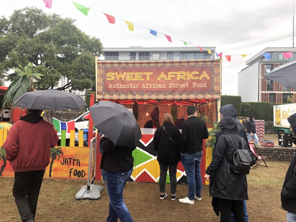 Bei Sweet Afrika gab es echt afrikanisches Streetfood. Foto: Anna-Lena Hees / 5vier.de