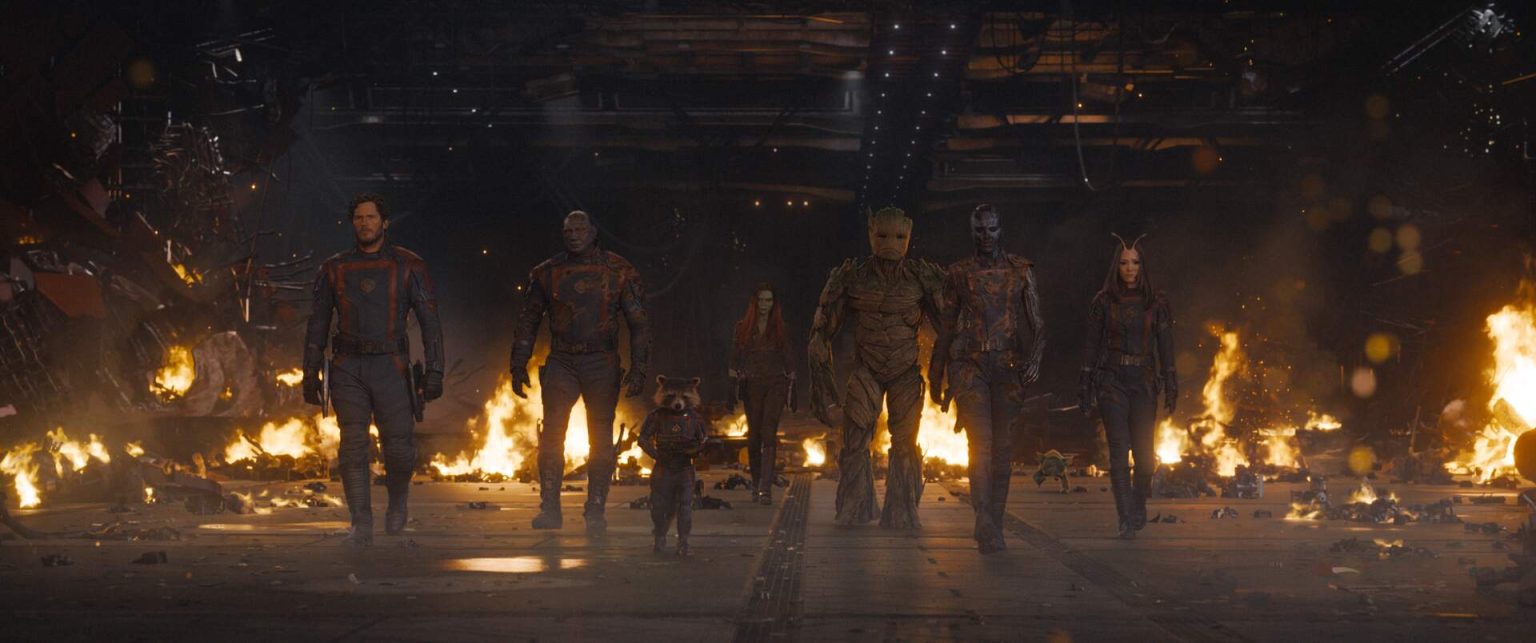Guradians-of-the-Galaxy Teil 3.(L-R): Chris Pratt as Peter Quill/Star-Lord, Dave Bautista as Drax, Rocket (voiced by Bradley Cooper), Zoe Saldana as Gamora, Groot (voiced by Vin Diesel), Karen Gillan as Nebula, and Pom Klementieff as Mantis in Marvel Studios' Guardians of the Galaxy Vol. 3. Photo courtesy of Marvel Studios. © 2023 MARVEL.