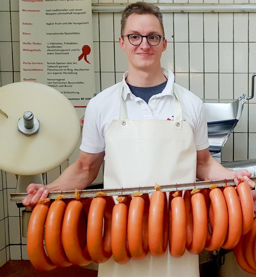 Heiß geräuchert und frisch gebrüht: Fleischwurst gehört zu Pauls Lieblingsspeisen. Foto: Constanze Knaack-Schweigstill / HWK Trier