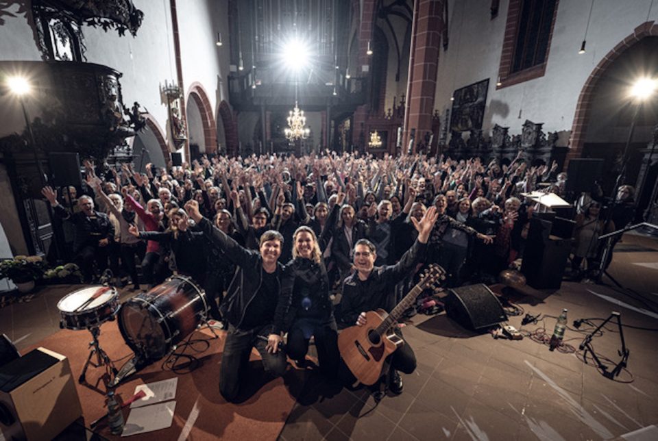 Just Sing mit Julia Reidenbach in der Wallfahrtskirche Klausen. Foto: Simon Engelhardt